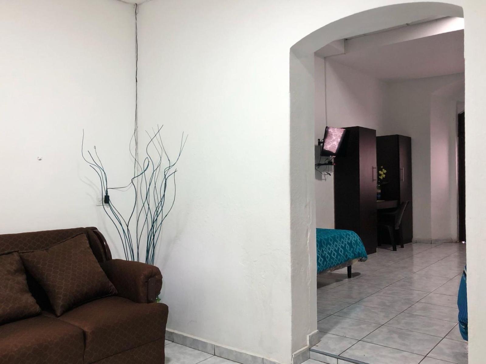 Hotel Y Cafe Ixmati Suchitoto 外观 照片